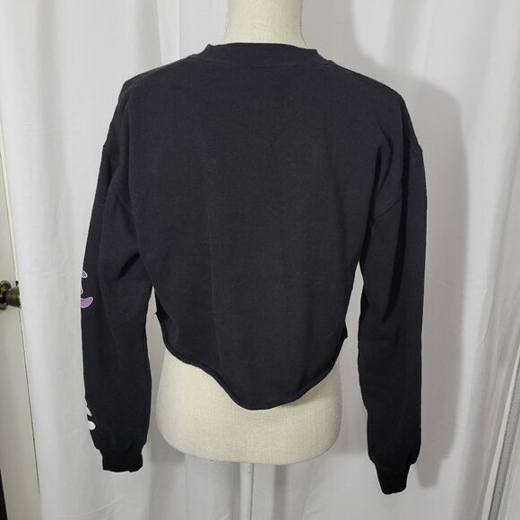 Disney stitch slightly cropped sweater - Picture 3 of 11